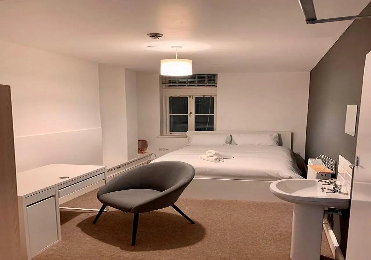 Mollyinn Central Hove